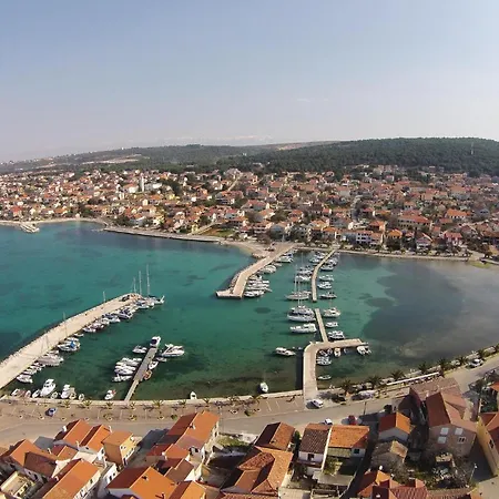 1 Bedroom Amazing In Bibinje