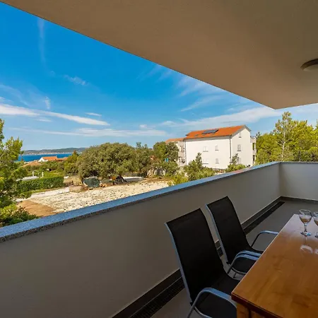 1 Bedroom Amazing In Lejlighed *